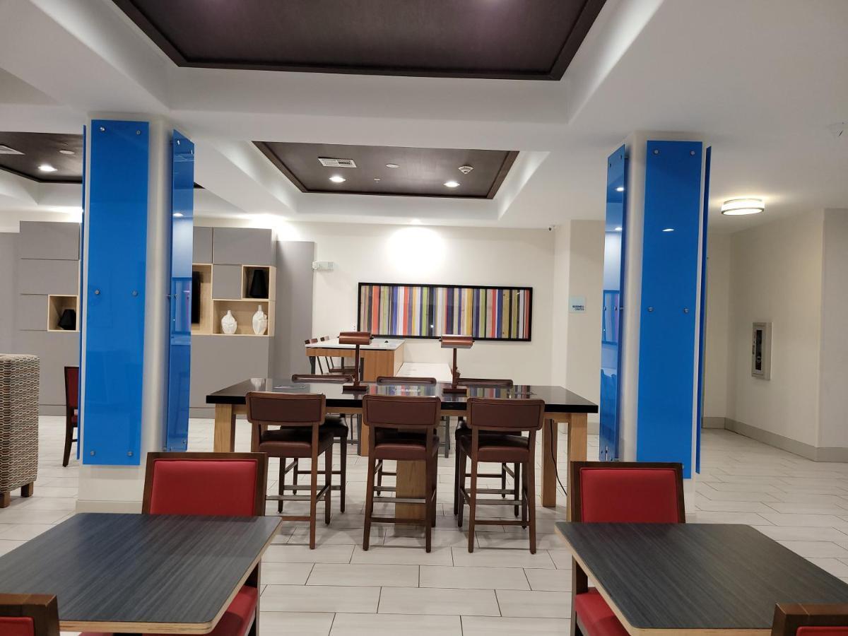 Holiday Inn Express Hotel & Suites Vidor South, An Ihg Hotel Buitenkant foto
